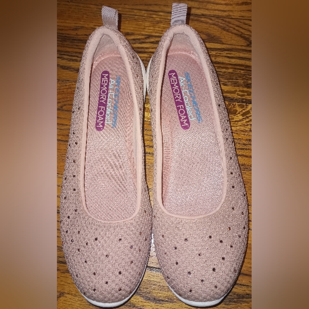 skechers air-cooled memory foam